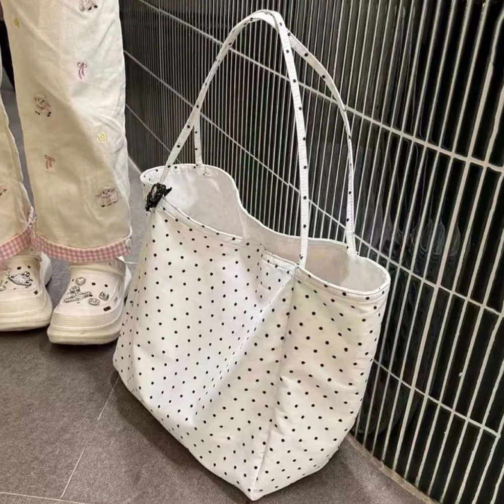 Women Bags On Sale - 大容量の新しい水玉模様のキャンバスバッグ、韓国風女子学生用トートバッグ、多用途通勤用ショルダーバッグ