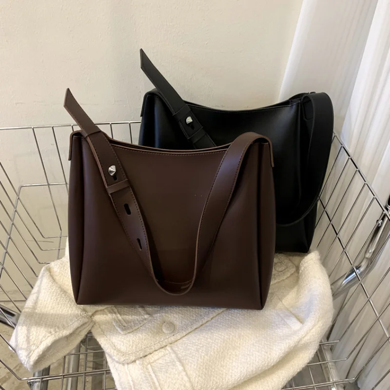 ファッションレザートートバッグ女性のための 2026 トレン - Women Bags 2026 Trends のレビューと価格