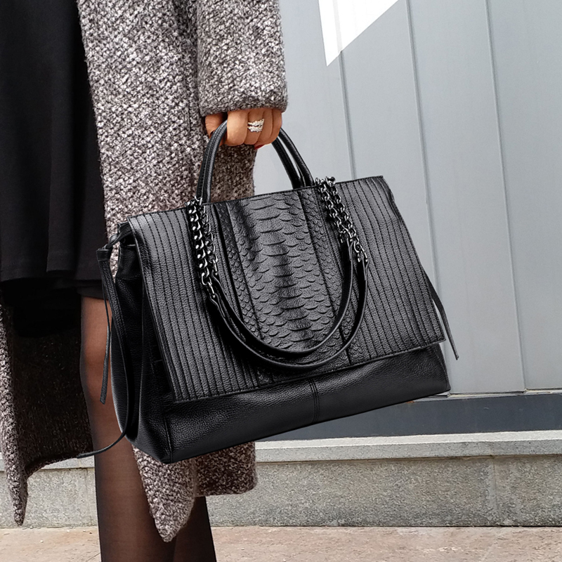 女性のための模造クロコダイルデザインのハンドバッグ,チェーン - Women Bags Branded のレビューと価格
